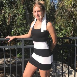 Black and white stripped bodycon mini dress
